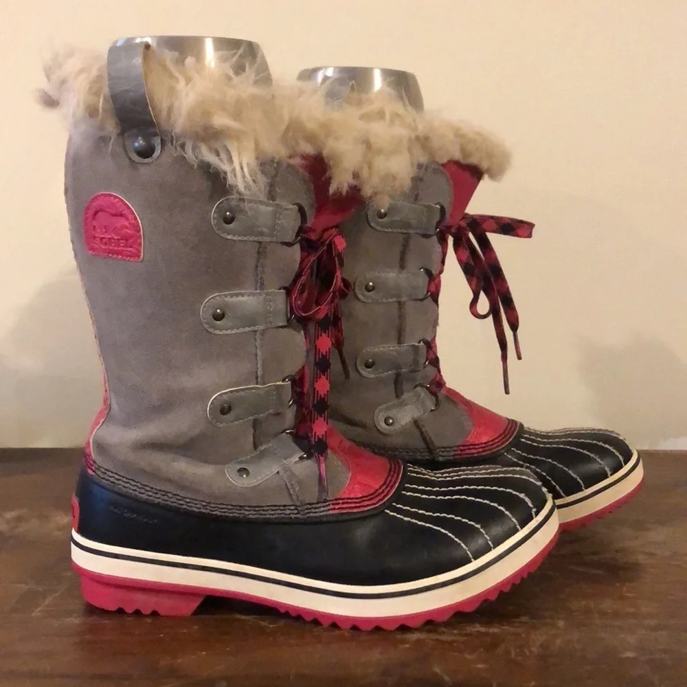 Genuine Sorel Joan of Arctic winter boots- grey suede W sz 6 Very good condition